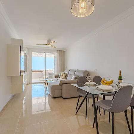 Ocean View, Two Bedroom With Heated Pool In Sunset Complex אדחה