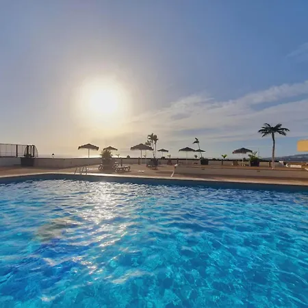 Ocean View, Two Bedroom With Heated Pool In Sunset Complex *