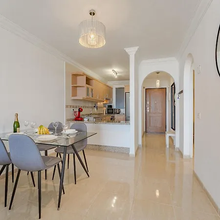 Apartment Ocean View, Two Bedroom With Heated Pool In Sunset Complex Costa Adeje (Tenerife)
