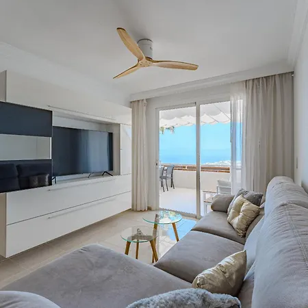 Apartment Ocean View, Two Bedroom With Heated Pool In Sunset Complex