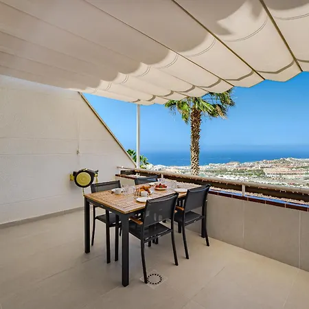 Ocean View, Two Bedroom With Heated Pool In Sunset Complex *