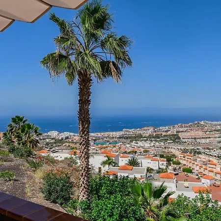 Apartment Ocean View, Two Bedroom With Heated Pool In Sunset Complex *
